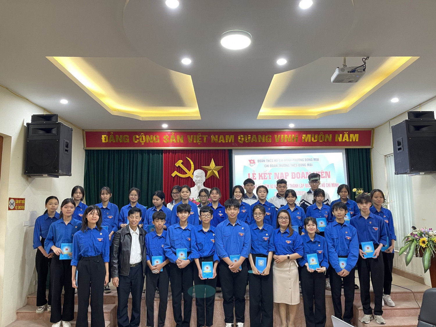 Tiến bước lên Đoàn - Lễ Trưởng thành Đội và kết nạp Đoàn viên mới nhân dịp kỉ niệm 92 năm ngày thành lập Đoàn TNCS Hồ Chí Minh (26/3/1931 – 26/3/2023)